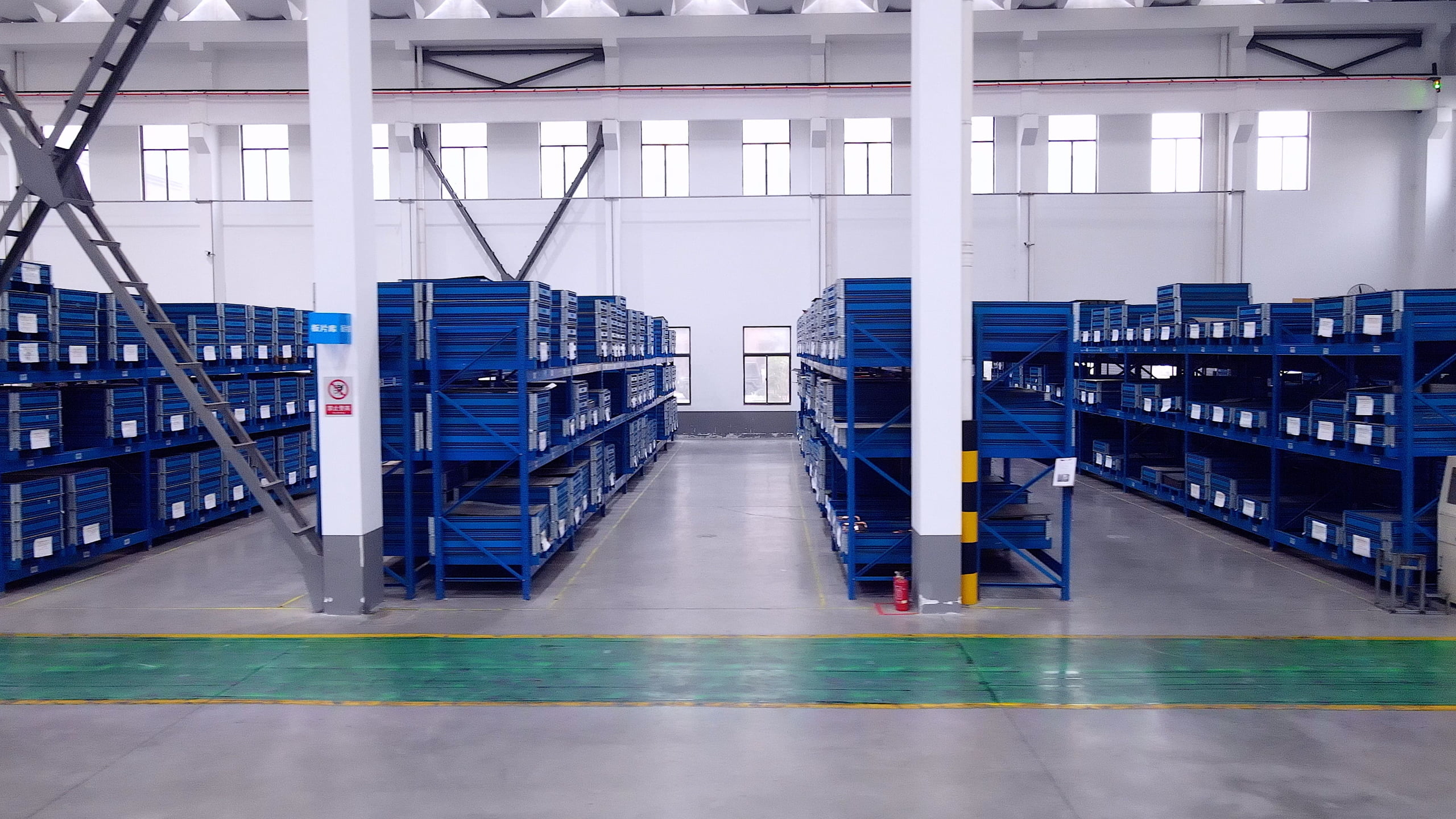 Alt Text: TIVO warehouse inventory showing ready-to-ship replacement plates and gaskets for Sondex S4 S8 S14 S21